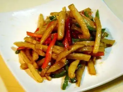 Dry stir-fried French fries