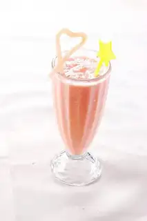 strawberry milkshake