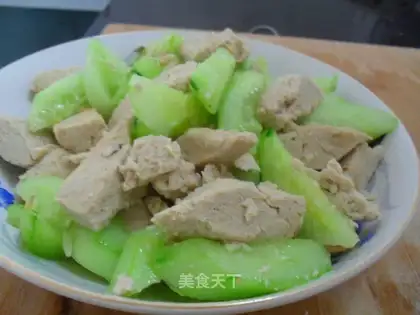 Cucumber frozen tofu