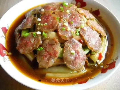 Steamed eggplant with cured meat