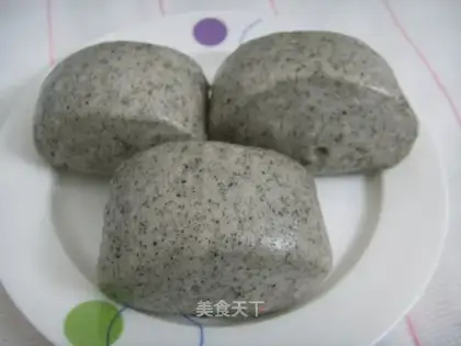 Sesame steamed buns