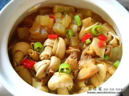 Thousand pieces of dried bamboo shoots and winter melon casserole