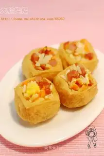 Delicate rice balls with bean skin