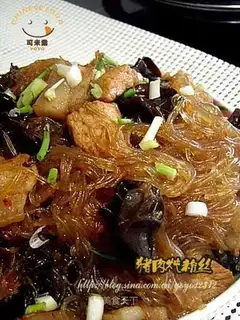 Stewed pork vermicelli