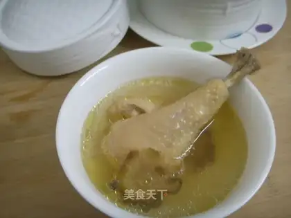 Stewed chicken with Tianqi