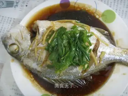 Steamed fish