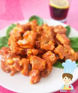 Ribs with garlic and tomato sauce