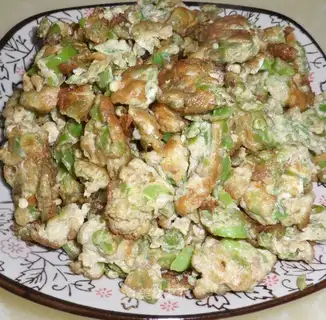 Pepper fried eggs