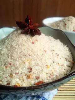 Spicy steamed rice powder
