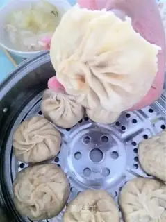 Meat buns