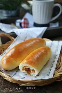Cheese pine rolls