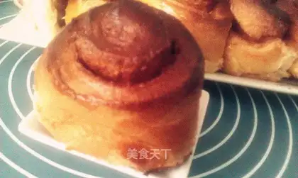Cinnamon rolls
