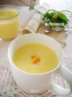 A fragrant egg shake