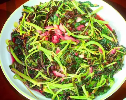 Garlic pickles
