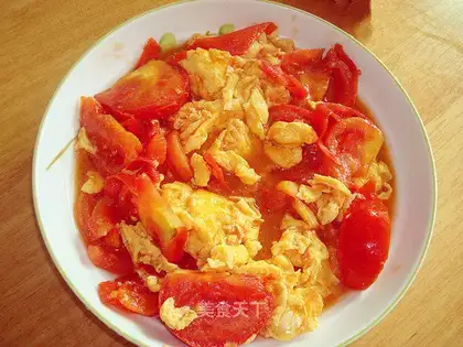 Tomato fried eggs