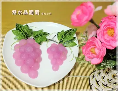 Purple crystal grapes
