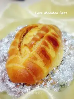 Sausage bread