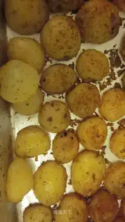 Cracked potatoes