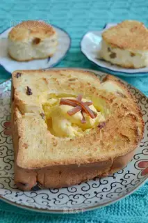 Ice cream milk toast