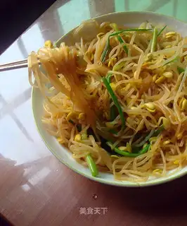 Soybean sprouts