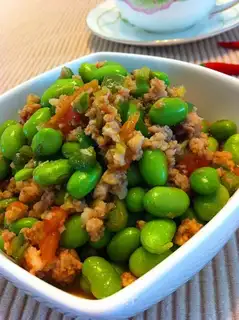 Pepper tomato fried beans