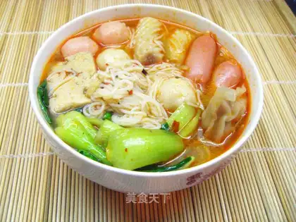 Spicy fish ball rice line