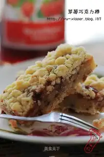 Strawberry chocolate bar