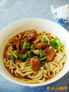 Red beef noodles