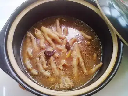 Black garlic chicken feet