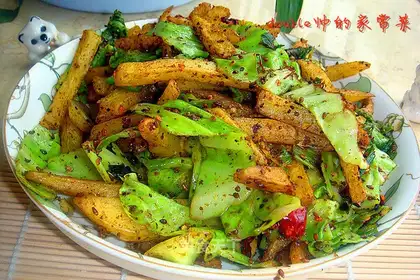 Black pepper with potatoes