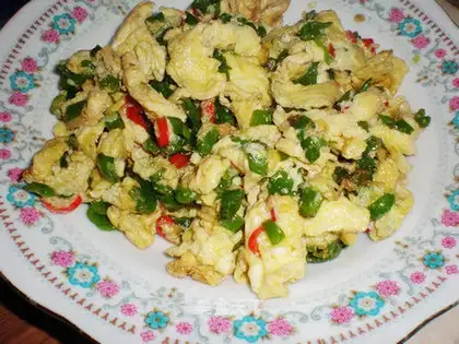 Chili fried eggs