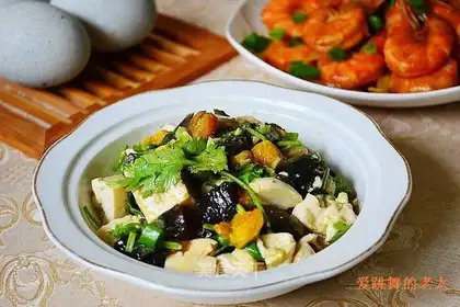 Double omelet with tofu