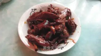 Red duck wings