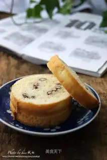 Red bean toast