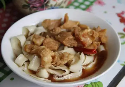 Spicy beef noodles