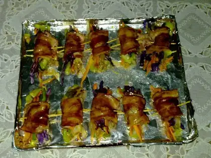 Five-color bacon rolls