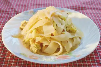 Homemade, healthy skin