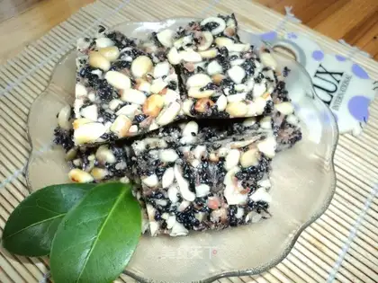 Sesame peanut sugar
