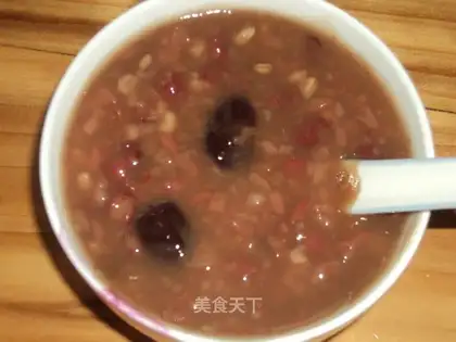Red bean rice congee