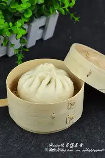 Bean-fruit buns