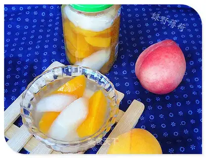 Double sugar peaches
