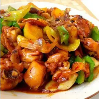 Red-cooked chicken