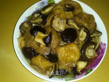 Mushroom noodles