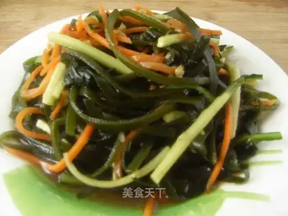 Garlic seaweed
