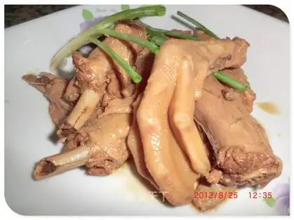 Pork claws