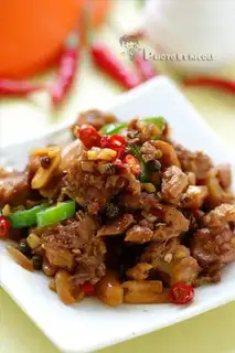 Spicy peanut butter chicken