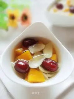 Pumpkin date lily soup