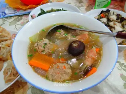 Pork melon meatball soup