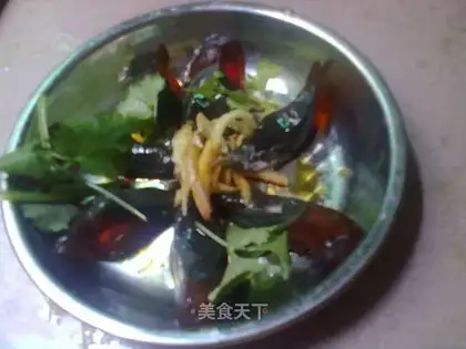 Creaming ginger silk eggs