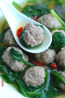 Beefball soup